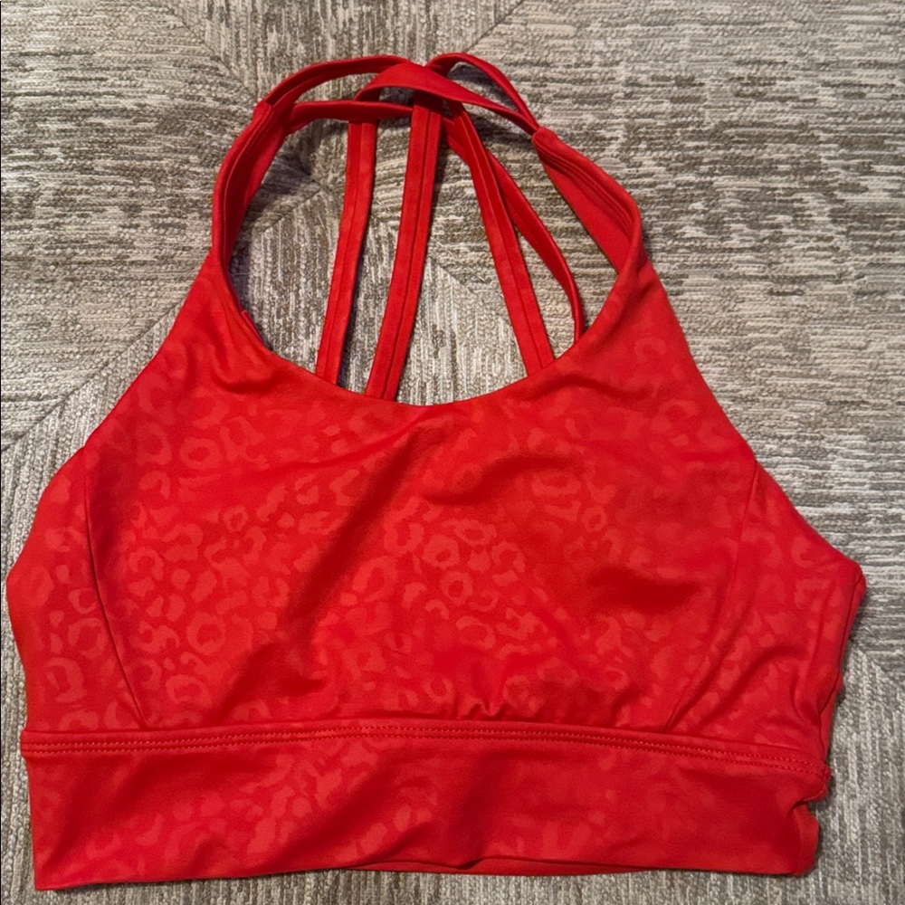 Buff bunny, Rosa sports bra